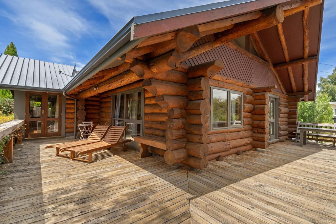 The Log House Villa Уанака Екстериор снимка